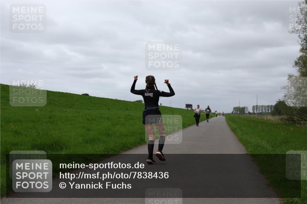 04.05.2025 - 8. Wedeler Halbmarathon Yannick Fuchs http://msf.ph/oto/7838436 04.05.2025 12:02:52 Laufen  meine-sportfotos.de
