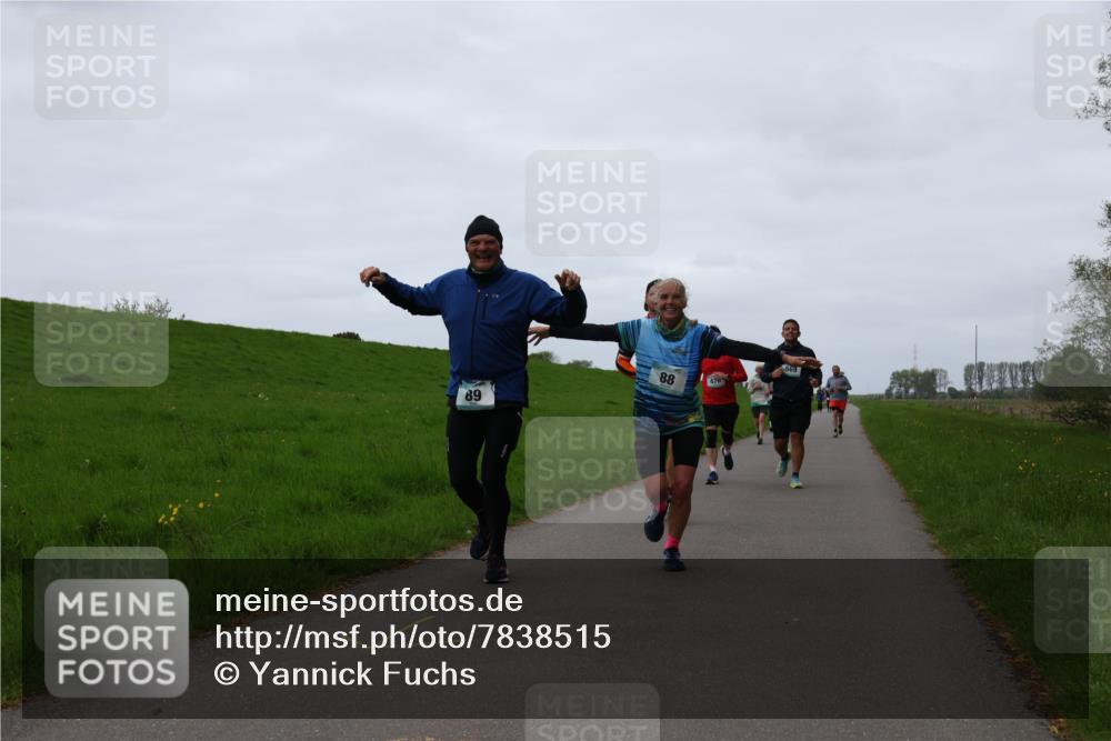 04.05.2025 - 8. Wedeler Halbmarathon Yannick Fuchs http://msf.ph/oto/7838515 04.05.2025 11:25:21 Laufen 89, 88, 569 meine-sportfotos.de