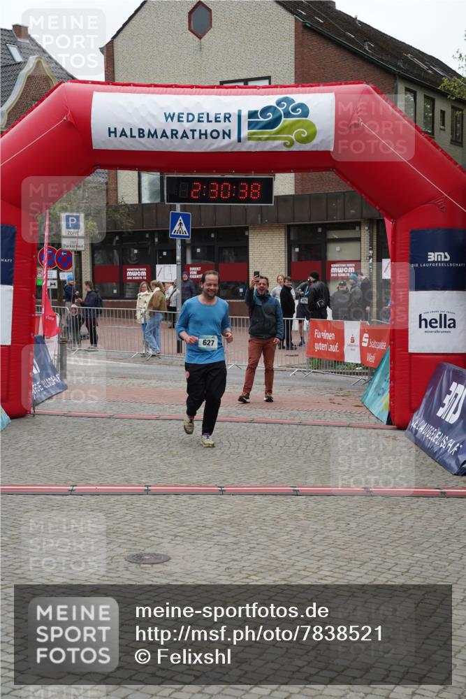 04.05.2025 - 8. Wedeler Halbmarathon Felixshl http://msf.ph/oto/7838521 04.05.2025 12:30:36 Ziel 627 meine-sportfotos.de