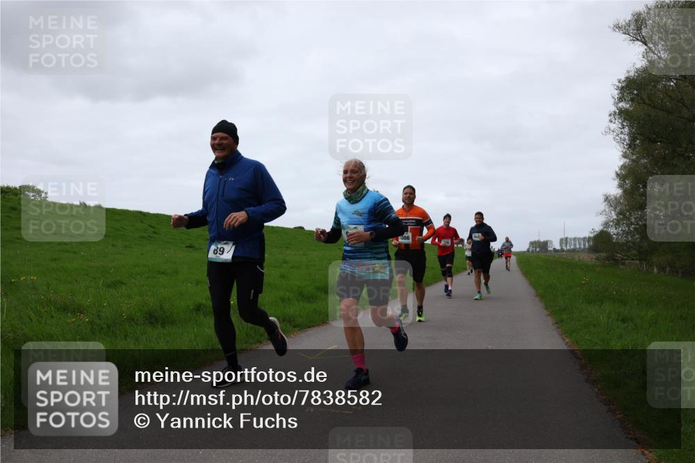 04.05.2025 - 8. Wedeler Halbmarathon Yannick Fuchs http://msf.ph/oto/7838582 04.05.2025 11:25:22 Laufen 89, 1086 meine-sportfotos.de