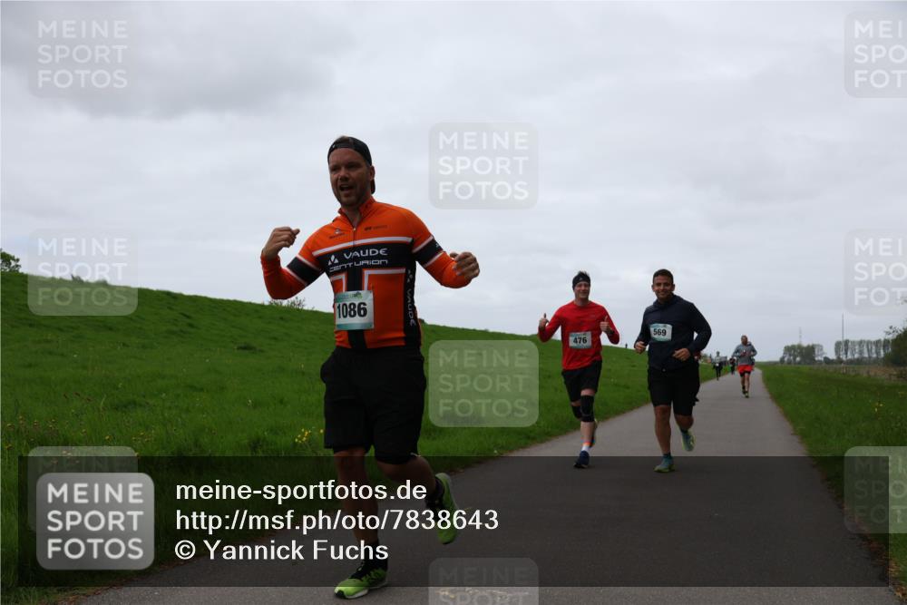 04.05.2025 - 8. Wedeler Halbmarathon Yannick Fuchs http://msf.ph/oto/7838643 04.05.2025 11:25:23 Laufen 1086, 476, 569 meine-sportfotos.de