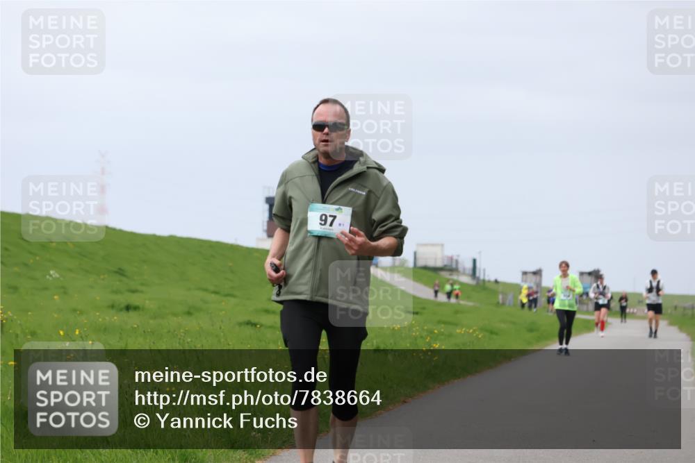 04.05.2025 - 8. Wedeler Halbmarathon Yannick Fuchs http://msf.ph/oto/7838664 04.05.2025 12:03:02 Laufen 97, 81 meine-sportfotos.de