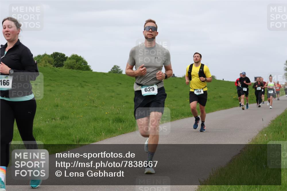 04.05.2025 - 8. Wedeler Halbmarathon Lena Gebhardt http://msf.ph/oto/7838667 04.05.2025 11:38:20 Laufen 166, 629, 364 meine-sportfotos.de