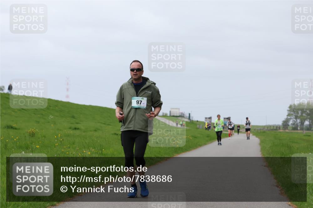 04.05.2025 - 8. Wedeler Halbmarathon Yannick Fuchs http://msf.ph/oto/7838686 04.05.2025 12:03:03 Laufen 15, 97, 81 meine-sportfotos.de