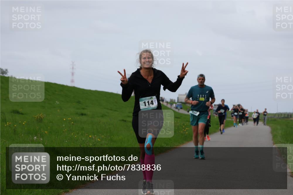 04.05.2025 - 8. Wedeler Halbmarathon Yannick Fuchs http://msf.ph/oto/7838836 04.05.2025 11:46:59 Laufen 114 meine-sportfotos.de