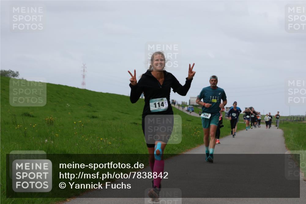 04.05.2025 - 8. Wedeler Halbmarathon Yannick Fuchs http://msf.ph/oto/7838842 04.05.2025 11:46:59 Laufen 114, 126 meine-sportfotos.de