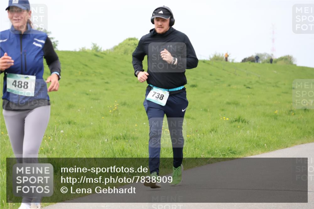 04.05.2025 - 8. Wedeler Halbmarathon Lena Gebhardt http://msf.ph/oto/7838909 04.05.2025 11:39:16 Laufen 738, 488 meine-sportfotos.de