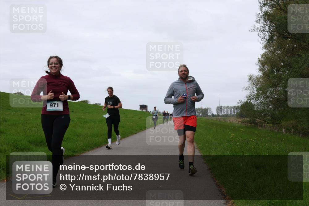 04.05.2025 - 8. Wedeler Halbmarathon Yannick Fuchs http://msf.ph/oto/7838957 04.05.2025 11:25:30 Laufen 31, 971 meine-sportfotos.de