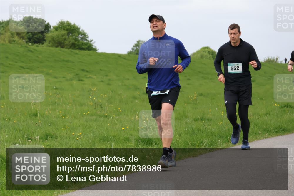 04.05.2025 - 8. Wedeler Halbmarathon Lena Gebhardt http://msf.ph/oto/7838986 04.05.2025 11:39:48 Laufen 552 meine-sportfotos.de