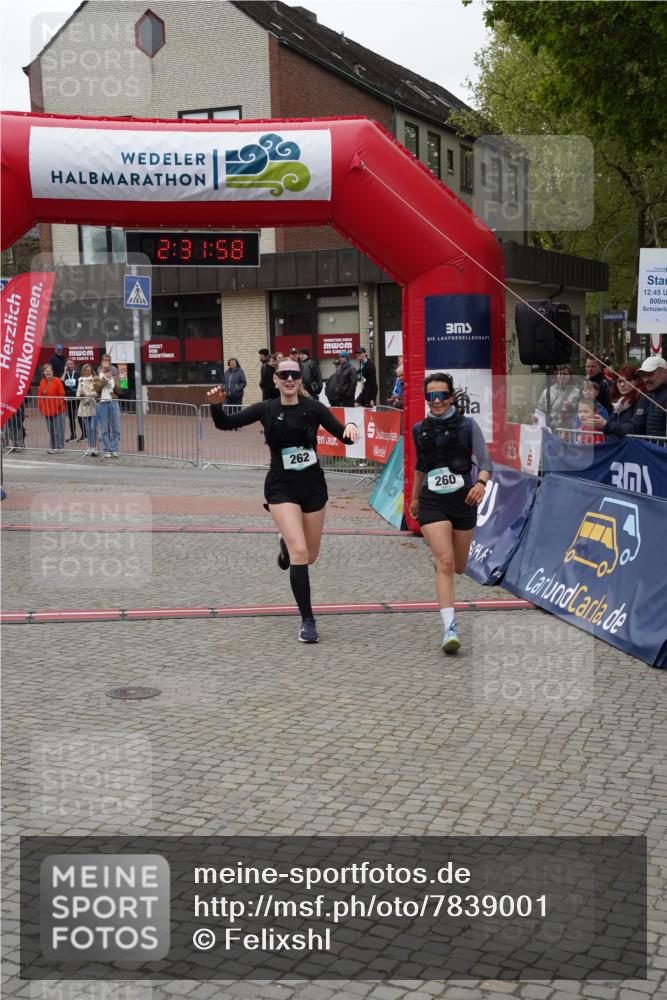 04.05.2025 - 8. Wedeler Halbmarathon Felixshl http://msf.ph/oto/7839001 04.05.2025 12:31:56 Ziel 260, 262 meine-sportfotos.de