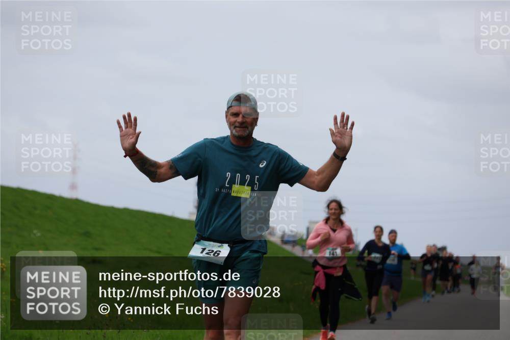 04.05.2025 - 8. Wedeler Halbmarathon Yannick Fuchs http://msf.ph/oto/7839028 04.05.2025 11:47:04 Laufen 2025, 39, 126, 141 meine-sportfotos.de