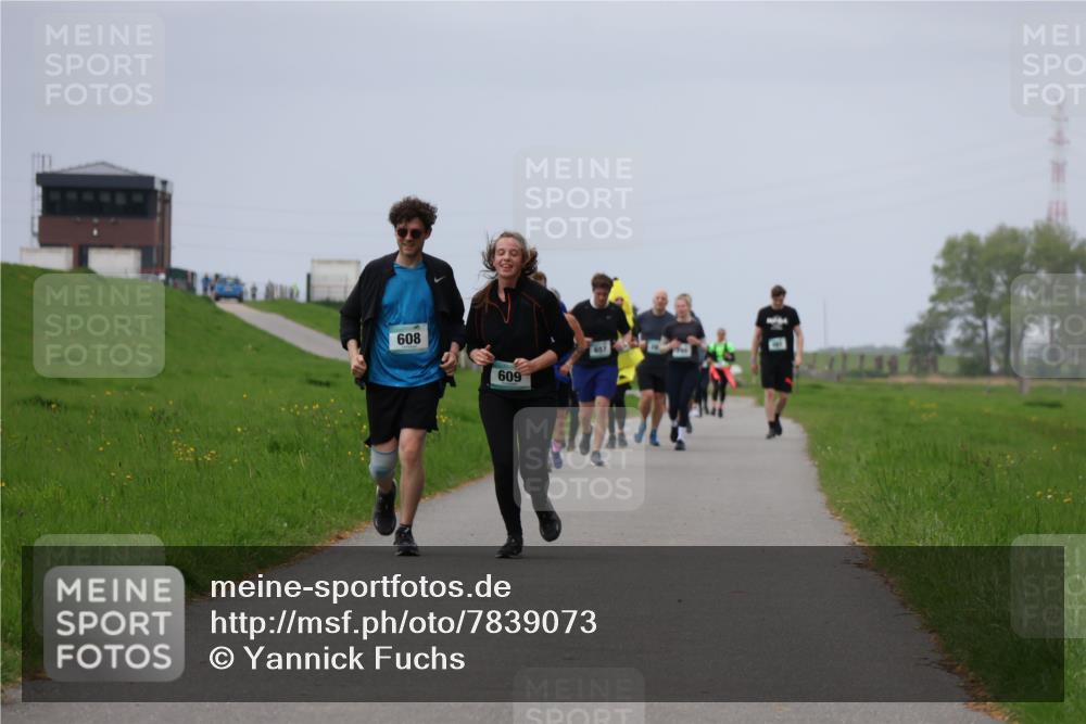 04.05.2025 - 8. Wedeler Halbmarathon Yannick Fuchs http://msf.ph/oto/7839073 04.05.2025 12:04:14 Laufen 608, 609, 657 meine-sportfotos.de
