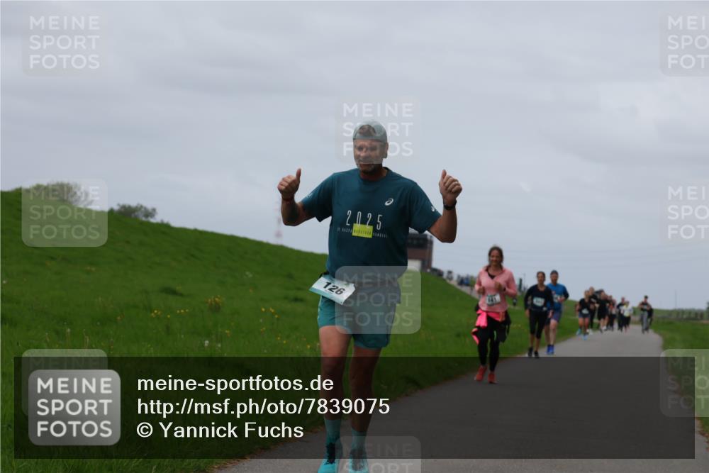 04.05.2025 - 8. Wedeler Halbmarathon Yannick Fuchs http://msf.ph/oto/7839075 04.05.2025 11:47:05 Laufen 2025, 126 meine-sportfotos.de