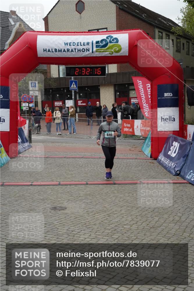 04.05.2025 - 8. Wedeler Halbmarathon Felixshl http://msf.ph/oto/7839077 04.05.2025 12:32:14 Ziel 640 meine-sportfotos.de