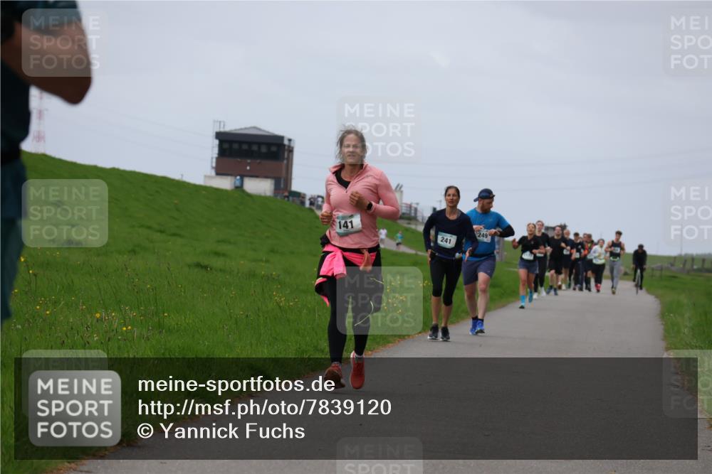 04.05.2025 - 8. Wedeler Halbmarathon Yannick Fuchs http://msf.ph/oto/7839120 04.05.2025 11:47:06 Laufen 141, 241, 249 meine-sportfotos.de
