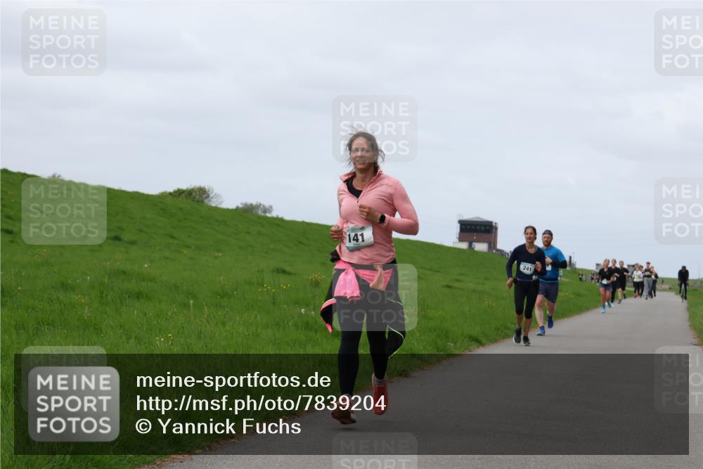 04.05.2025 - 8. Wedeler Halbmarathon Yannick Fuchs http://msf.ph/oto/7839204 04.05.2025 11:47:11 Laufen 141, 241 meine-sportfotos.de