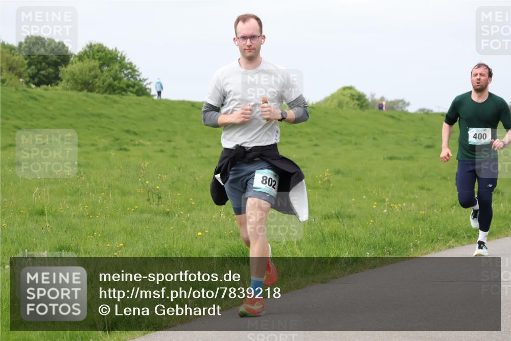 04.05.2025 - 8. Wedeler Halbmarathon Lena Gebhardt http://msf.ph/oto/7839218 04.05.2025 11:41:29 Laufen 802, 400 meine-sportfotos.de