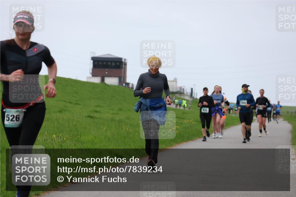 04.05.2025 - 8. Wedeler Halbmarathon Yannick Fuchs http://msf.ph/oto/7839234 04.05.2025 11:25:40 Laufen 526, 670, 1000 meine-sportfotos.de