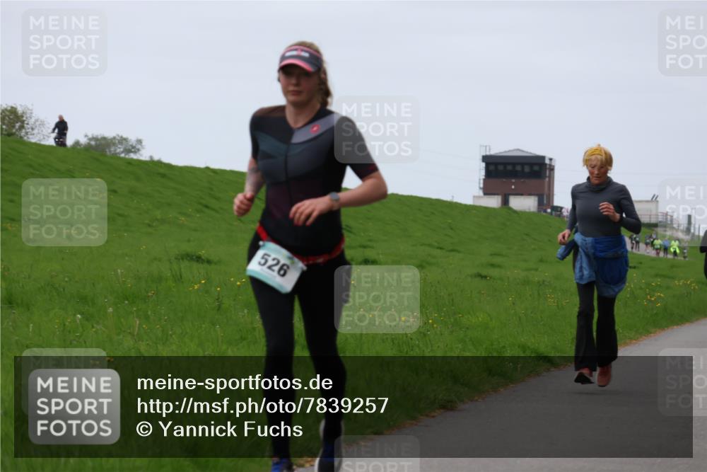 04.05.2025 - 8. Wedeler Halbmarathon Yannick Fuchs http://msf.ph/oto/7839257 04.05.2025 11:25:41 Laufen 526 meine-sportfotos.de