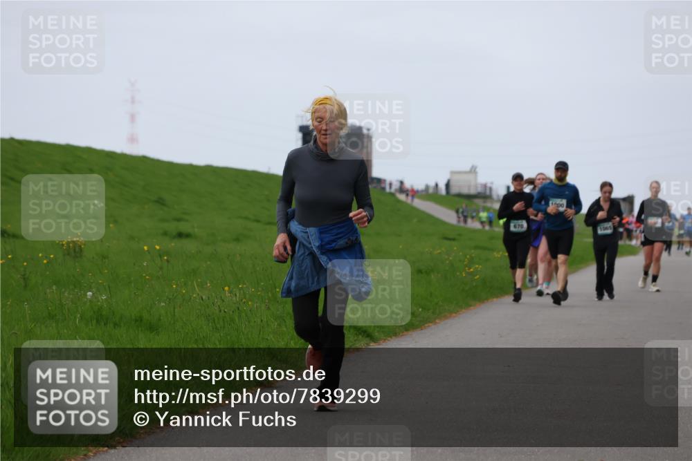 04.05.2025 - 8. Wedeler Halbmarathon Yannick Fuchs http://msf.ph/oto/7839299 04.05.2025 11:25:43 Laufen 670, 1000, 1065 meine-sportfotos.de