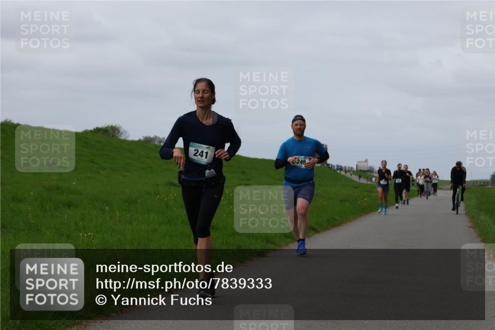04.05.2025 - 8. Wedeler Halbmarathon Yannick Fuchs http://msf.ph/oto/7839333 04.05.2025 11:47:17 Laufen 241, 240 meine-sportfotos.de