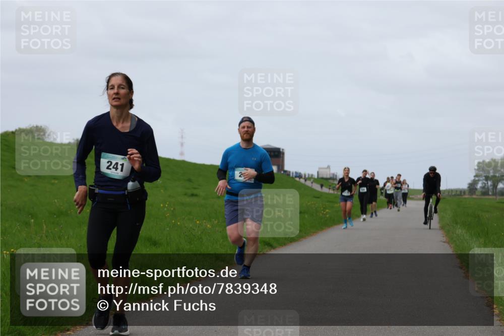 04.05.2025 - 8. Wedeler Halbmarathon Yannick Fuchs http://msf.ph/oto/7839348 04.05.2025 11:47:17 Laufen 241, 2 meine-sportfotos.de