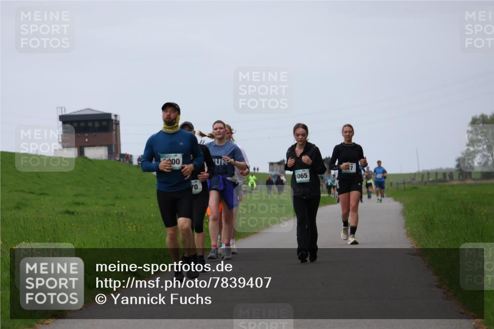 04.05.2025 - 8. Wedeler Halbmarathon Yannick Fuchs http://msf.ph/oto/7839407 04.05.2025 11:25:48 Laufen 00, 1065, 70 meine-sportfotos.de