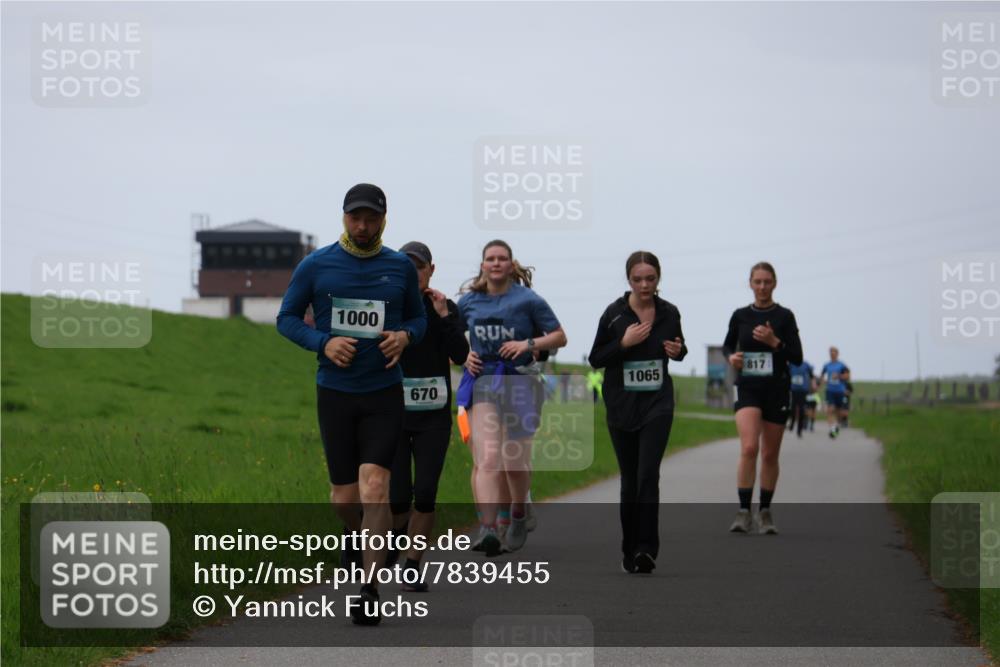 04.05.2025 - 8. Wedeler Halbmarathon Yannick Fuchs http://msf.ph/oto/7839455 04.05.2025 11:25:50 Laufen 1000, 670, 1065, 817 meine-sportfotos.de