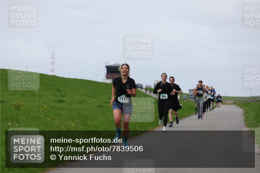 04.05.2025 - 8. Wedeler Halbmarathon Yannick Fuchs http://msf.ph/oto/7839506 04.05.2025 11:47:24 Laufen 506, 1177 meine-sportfotos.de