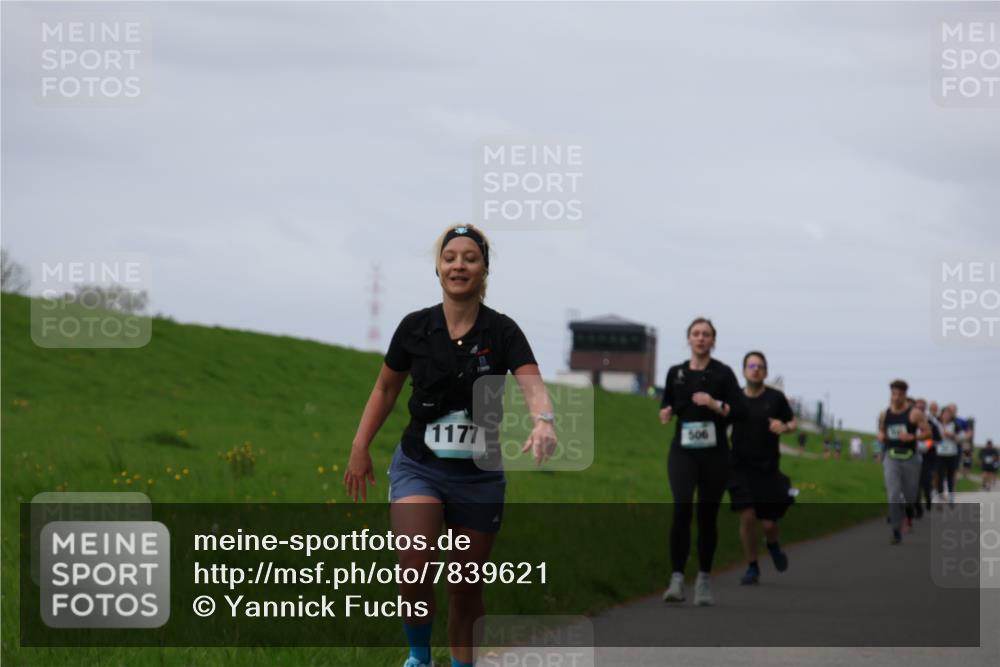 04.05.2025 - 8. Wedeler Halbmarathon Yannick Fuchs http://msf.ph/oto/7839621 04.05.2025 11:47:27 Laufen 1177, 506 meine-sportfotos.de