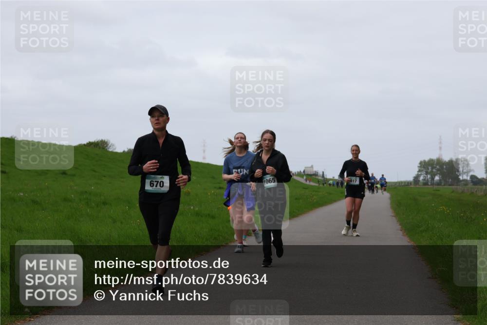 04.05.2025 - 8. Wedeler Halbmarathon Yannick Fuchs http://msf.ph/oto/7839634 04.05.2025 11:25:56 Laufen 670, 1065, 817 meine-sportfotos.de