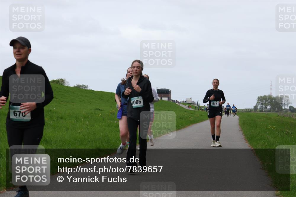 04.05.2025 - 8. Wedeler Halbmarathon Yannick Fuchs http://msf.ph/oto/7839657 04.05.2025 11:25:57 Laufen 670, 1065, 817 meine-sportfotos.de