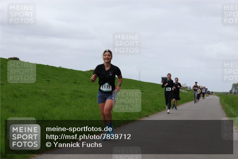04.05.2025 - 8. Wedeler Halbmarathon Yannick Fuchs http://msf.ph/oto/7839712 04.05.2025 11:47:28 Laufen 1177, 506 meine-sportfotos.de