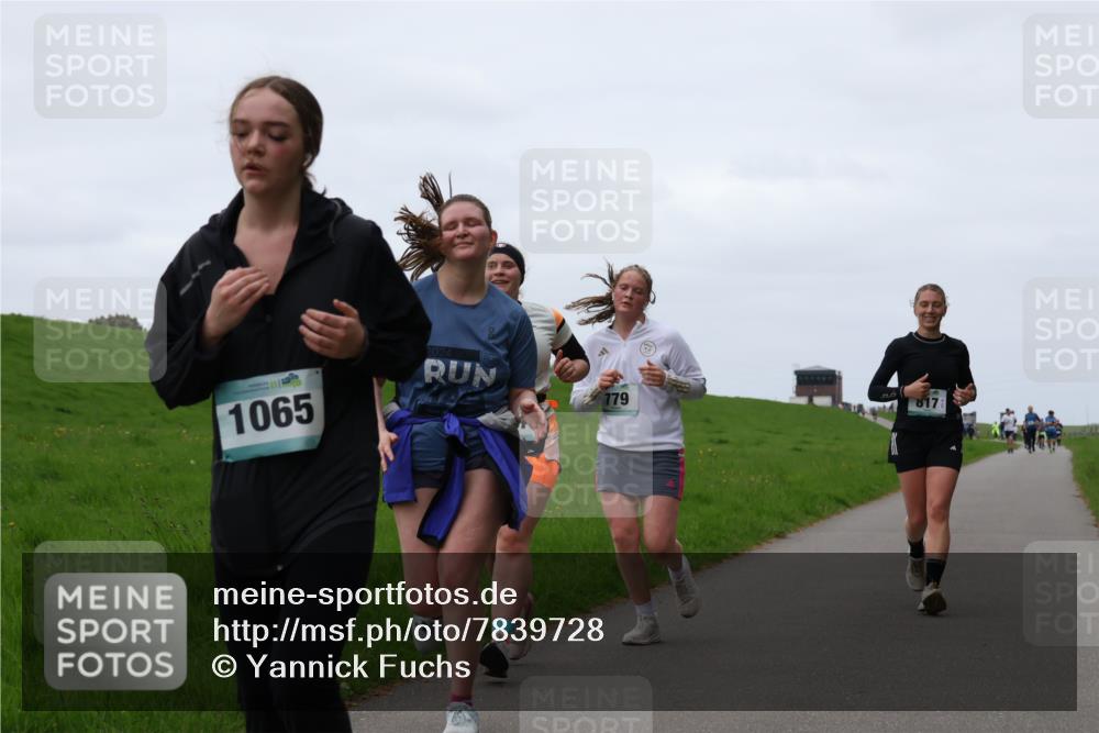04.05.2025 - 8. Wedeler Halbmarathon Yannick Fuchs http://msf.ph/oto/7839728 04.05.2025 11:26:00 Laufen 1065, 2024, 779 meine-sportfotos.de