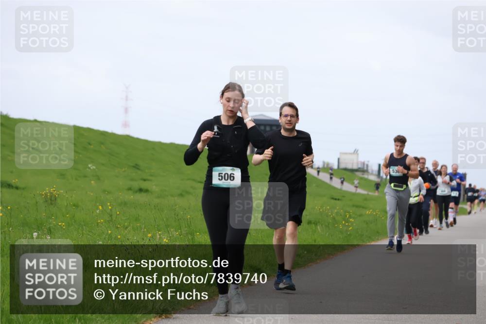 04.05.2025 - 8. Wedeler Halbmarathon Yannick Fuchs http://msf.ph/oto/7839740 04.05.2025 11:47:30 Laufen 506, 536 meine-sportfotos.de
