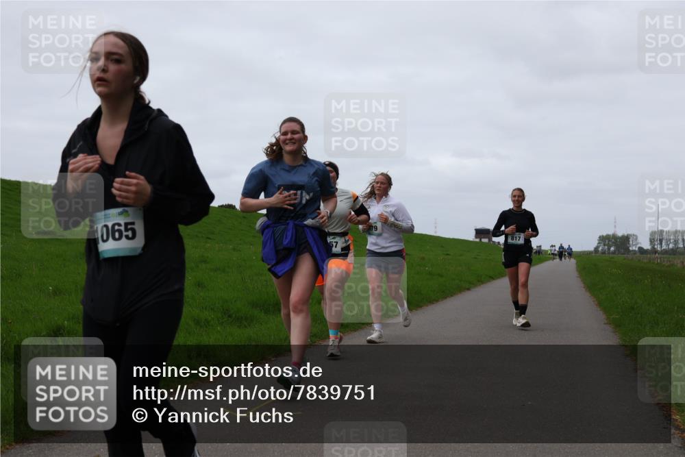 04.05.2025 - 8. Wedeler Halbmarathon Yannick Fuchs http://msf.ph/oto/7839751 04.05.2025 11:26:00 Laufen 1065, 57, 79, 817 meine-sportfotos.de
