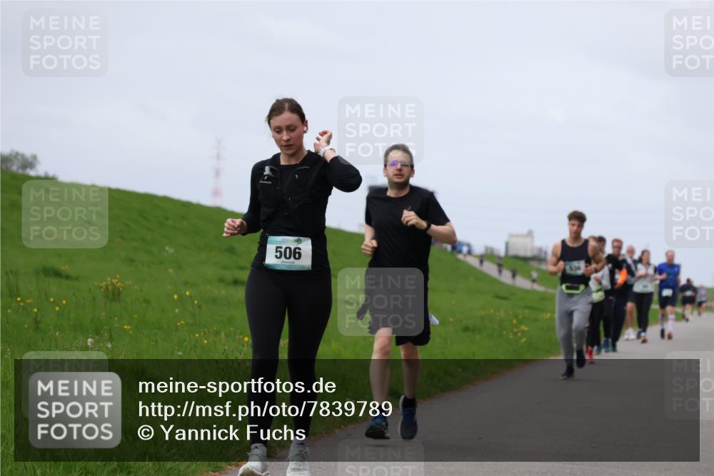 04.05.2025 - 8. Wedeler Halbmarathon Yannick Fuchs http://msf.ph/oto/7839789 04.05.2025 11:47:31 Laufen 506 meine-sportfotos.de