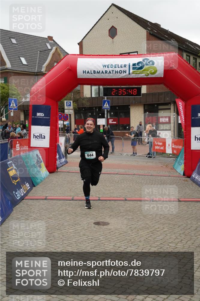 04.05.2025 - 8. Wedeler Halbmarathon Felixshl http://msf.ph/oto/7839797 04.05.2025 12:35:46 Ziel 644 meine-sportfotos.de