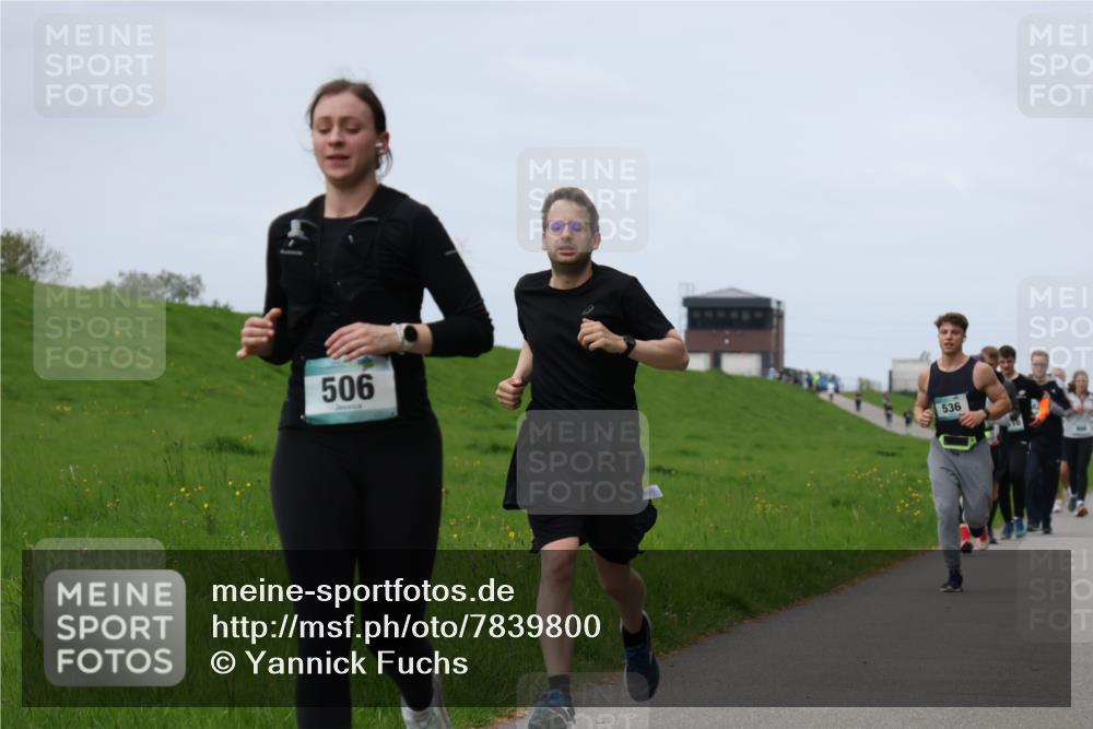 04.05.2025 - 8. Wedeler Halbmarathon Yannick Fuchs http://msf.ph/oto/7839800 04.05.2025 11:47:32 Laufen 506, 536 meine-sportfotos.de