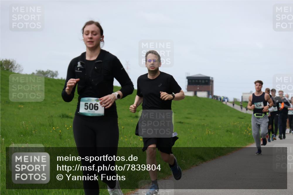 04.05.2025 - 8. Wedeler Halbmarathon Yannick Fuchs http://msf.ph/oto/7839804 04.05.2025 11:47:32 Laufen 506, 536 meine-sportfotos.de
