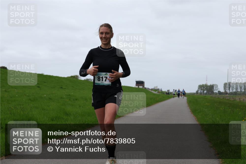 04.05.2025 - 8. Wedeler Halbmarathon Yannick Fuchs http://msf.ph/oto/7839805 04.05.2025 11:26:02 Laufen 817 meine-sportfotos.de