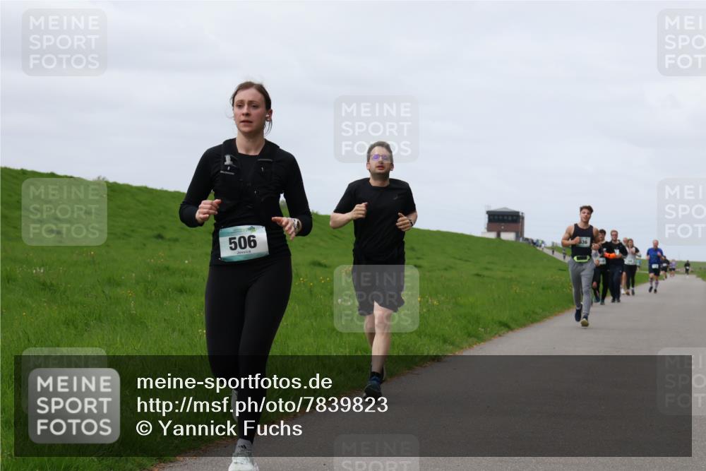 04.05.2025 - 8. Wedeler Halbmarathon Yannick Fuchs http://msf.ph/oto/7839823 04.05.2025 11:47:33 Laufen 506 meine-sportfotos.de