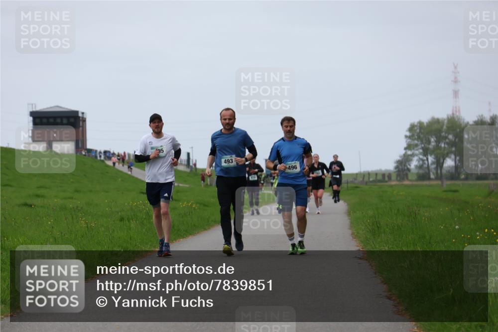 04.05.2025 - 8. Wedeler Halbmarathon Yannick Fuchs http://msf.ph/oto/7839851 04.05.2025 11:26:22 Laufen 35, 493, 496 meine-sportfotos.de