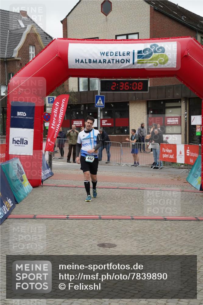 04.05.2025 - 8. Wedeler Halbmarathon Felixshl http://msf.ph/oto/7839890 04.05.2025 12:36:05 Ziel 442 meine-sportfotos.de