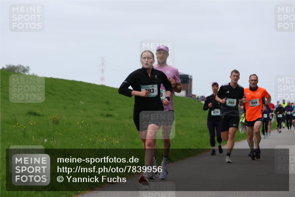 04.05.2025 - 8. Wedeler Halbmarathon Yannick Fuchs http://msf.ph/oto/7839956 04.05.2025 11:26:38 Laufen 93, 870, 265, 949 meine-sportfotos.de