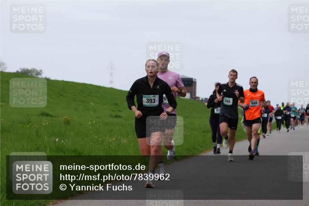 04.05.2025 - 8. Wedeler Halbmarathon Yannick Fuchs http://msf.ph/oto/7839962 04.05.2025 11:26:38 Laufen 6, 393, 10, 87, 265, 949 meine-sportfotos.de