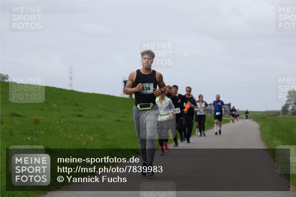 04.05.2025 - 8. Wedeler Halbmarathon Yannick Fuchs http://msf.ph/oto/7839983 04.05.2025 11:47:37 Laufen 536, 110 meine-sportfotos.de