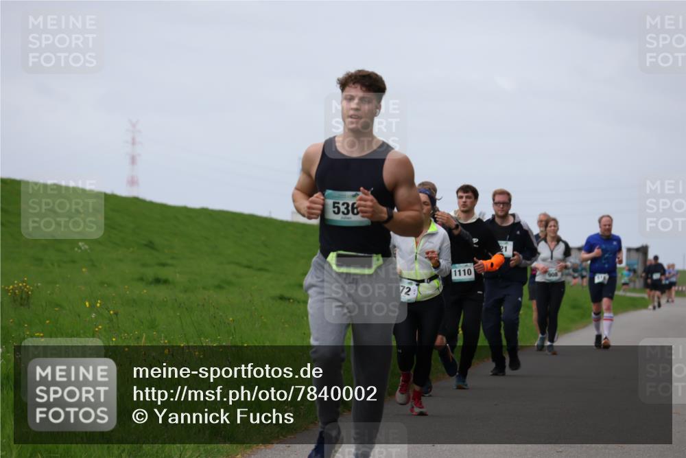 04.05.2025 - 8. Wedeler Halbmarathon Yannick Fuchs http://msf.ph/oto/7840002 04.05.2025 11:47:37 Laufen 536, 72, 1110, 21, 908 meine-sportfotos.de
