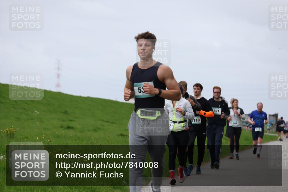04.05.2025 - 8. Wedeler Halbmarathon Yannick Fuchs http://msf.ph/oto/7840008 04.05.2025 11:47:37 Laufen 53, 110, 821 meine-sportfotos.de
