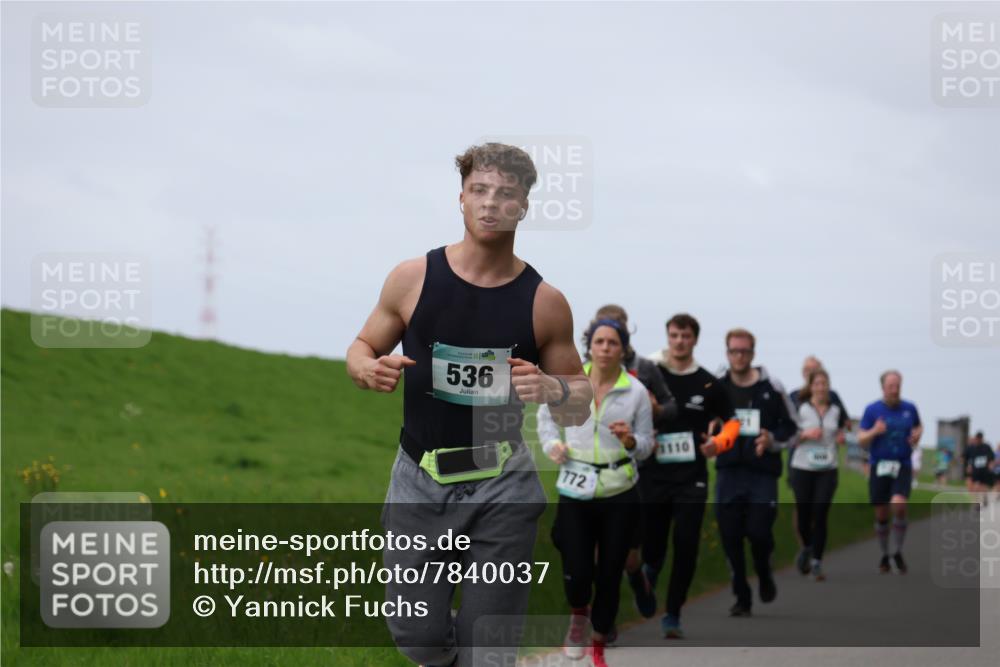04.05.2025 - 8. Wedeler Halbmarathon Yannick Fuchs http://msf.ph/oto/7840037 04.05.2025 11:47:38 Laufen 536, 772, 1110 meine-sportfotos.de